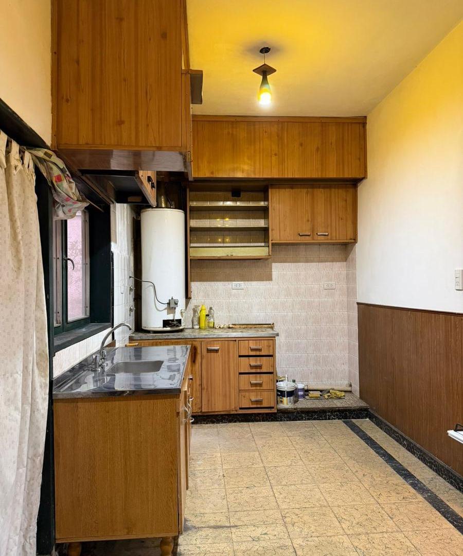 Foto de CASA PLANTA ALTA UN DORMITORIOS / PERON 5200, imagen 4