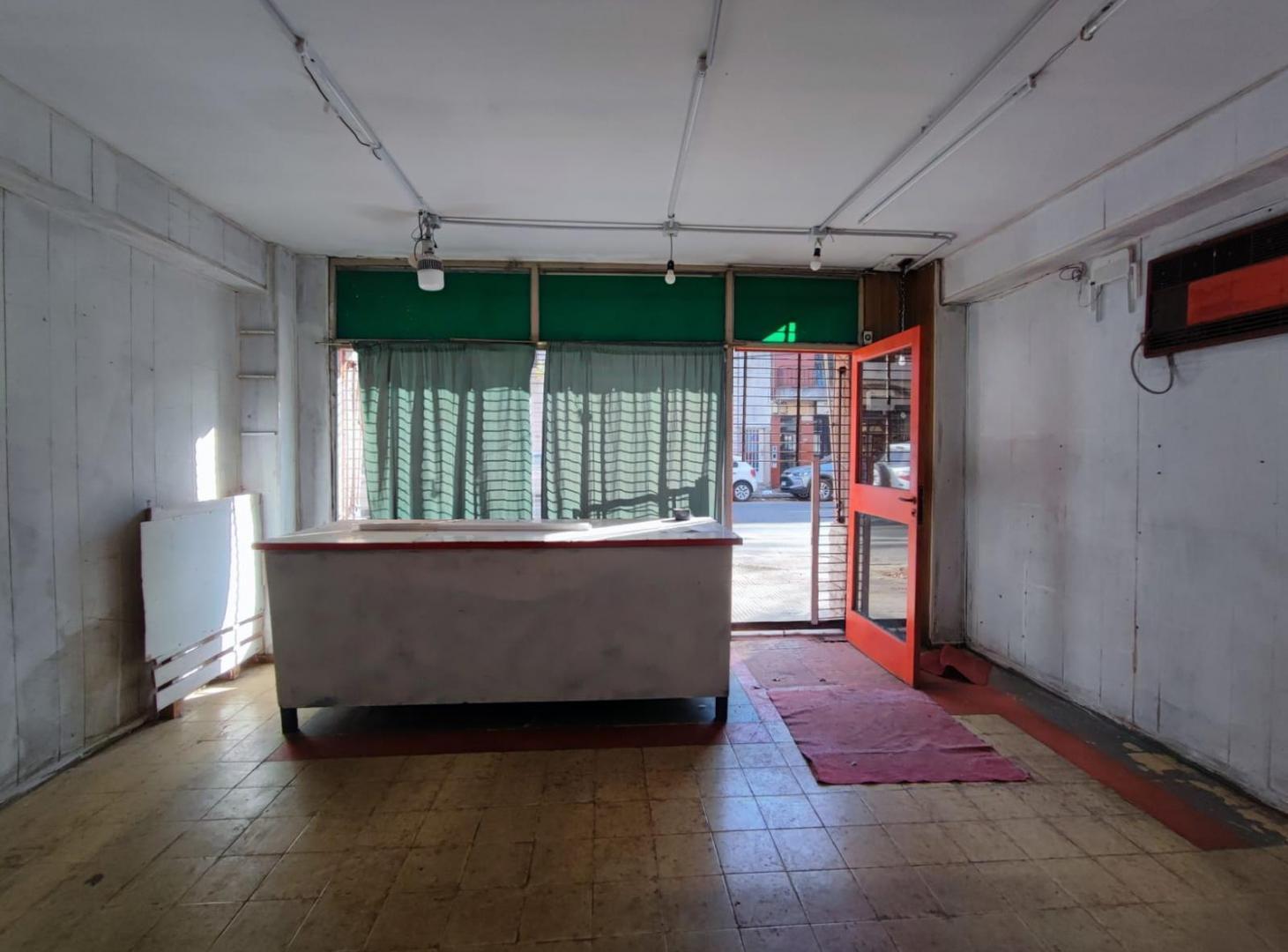 LOCAL COMERCIAL / LAGOS 1100