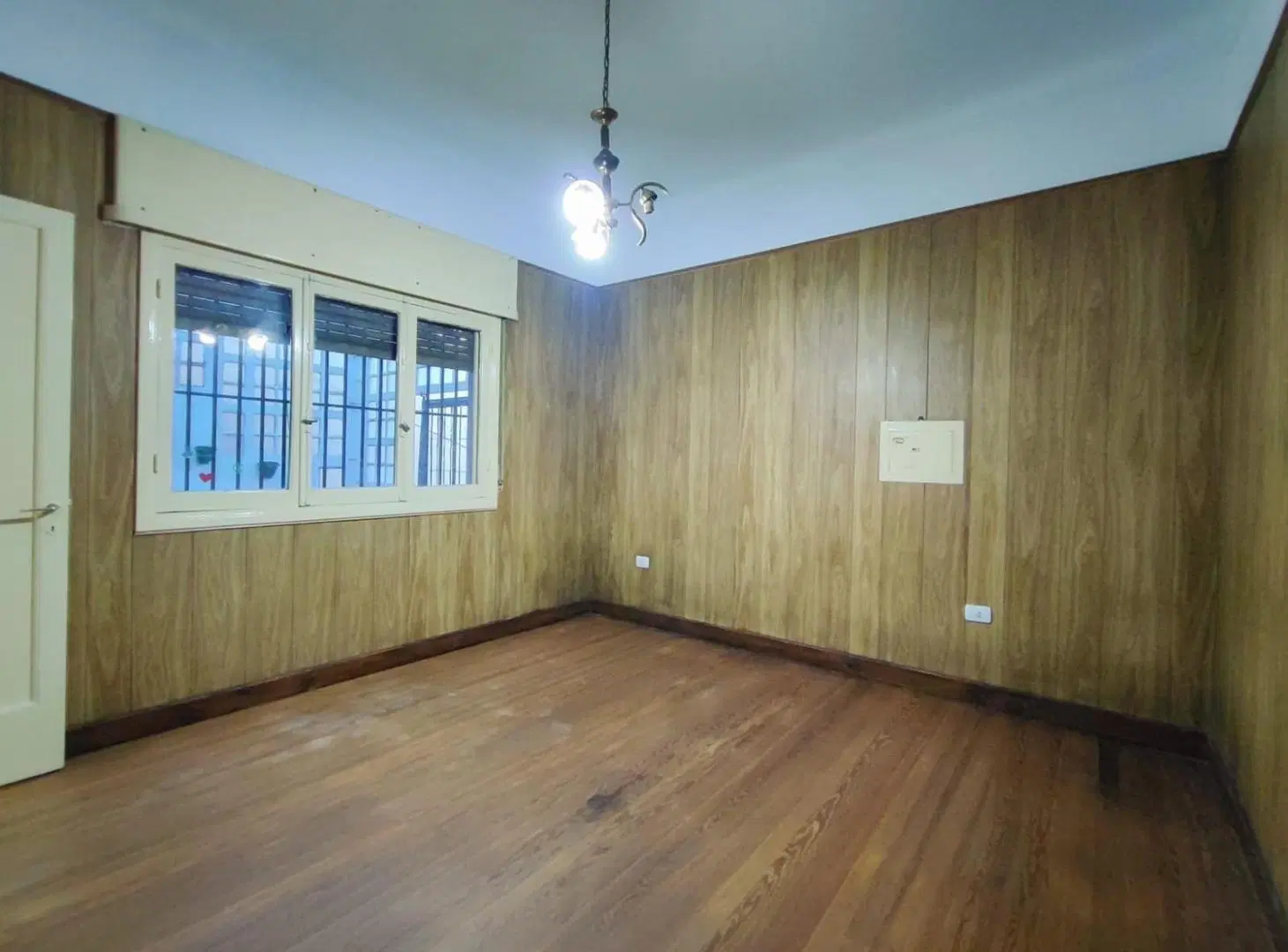 CASA EN ALBERDI / MACIEL 600 4