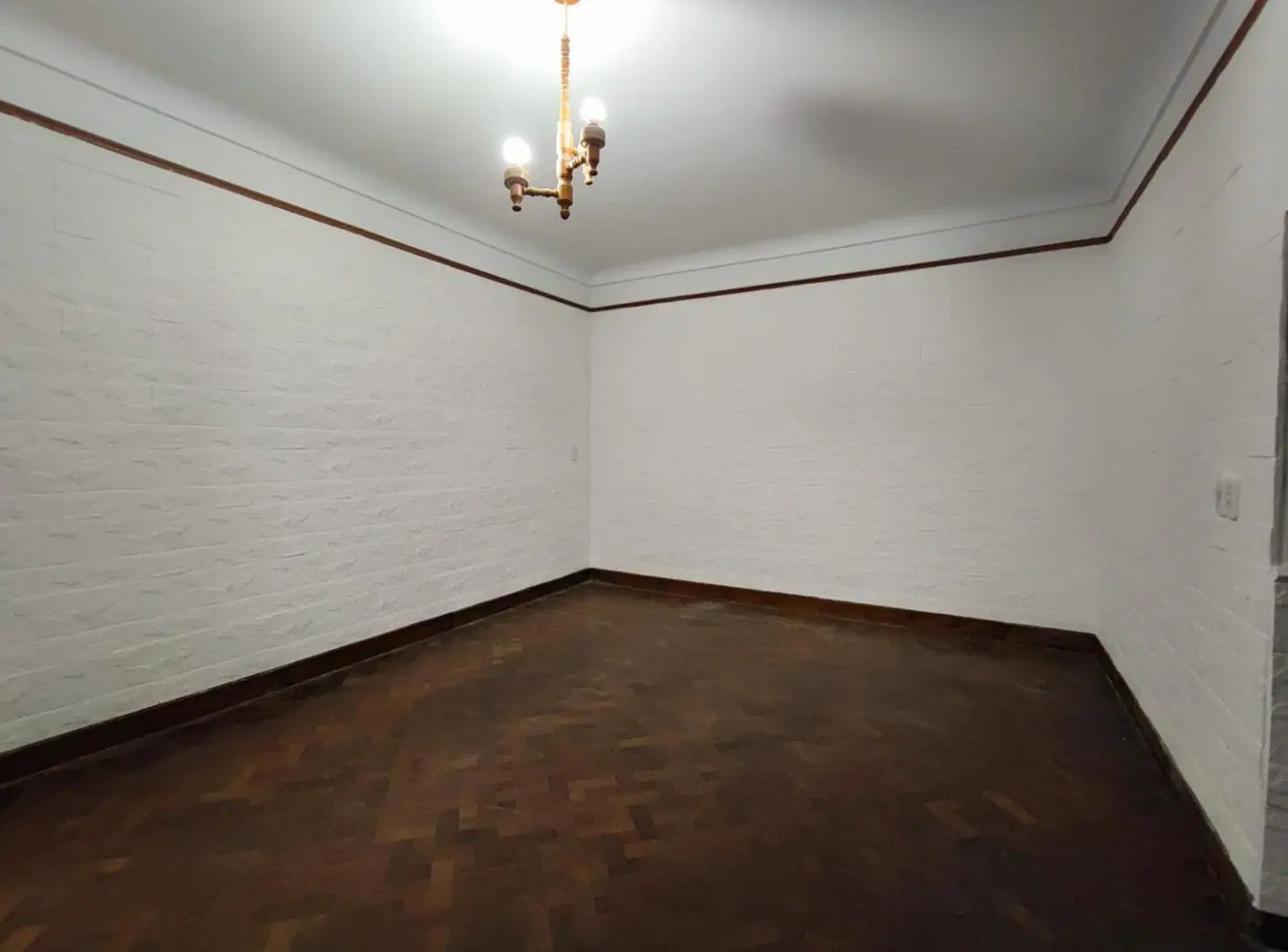 CASA EN ALBERDI / MACIEL 600 3