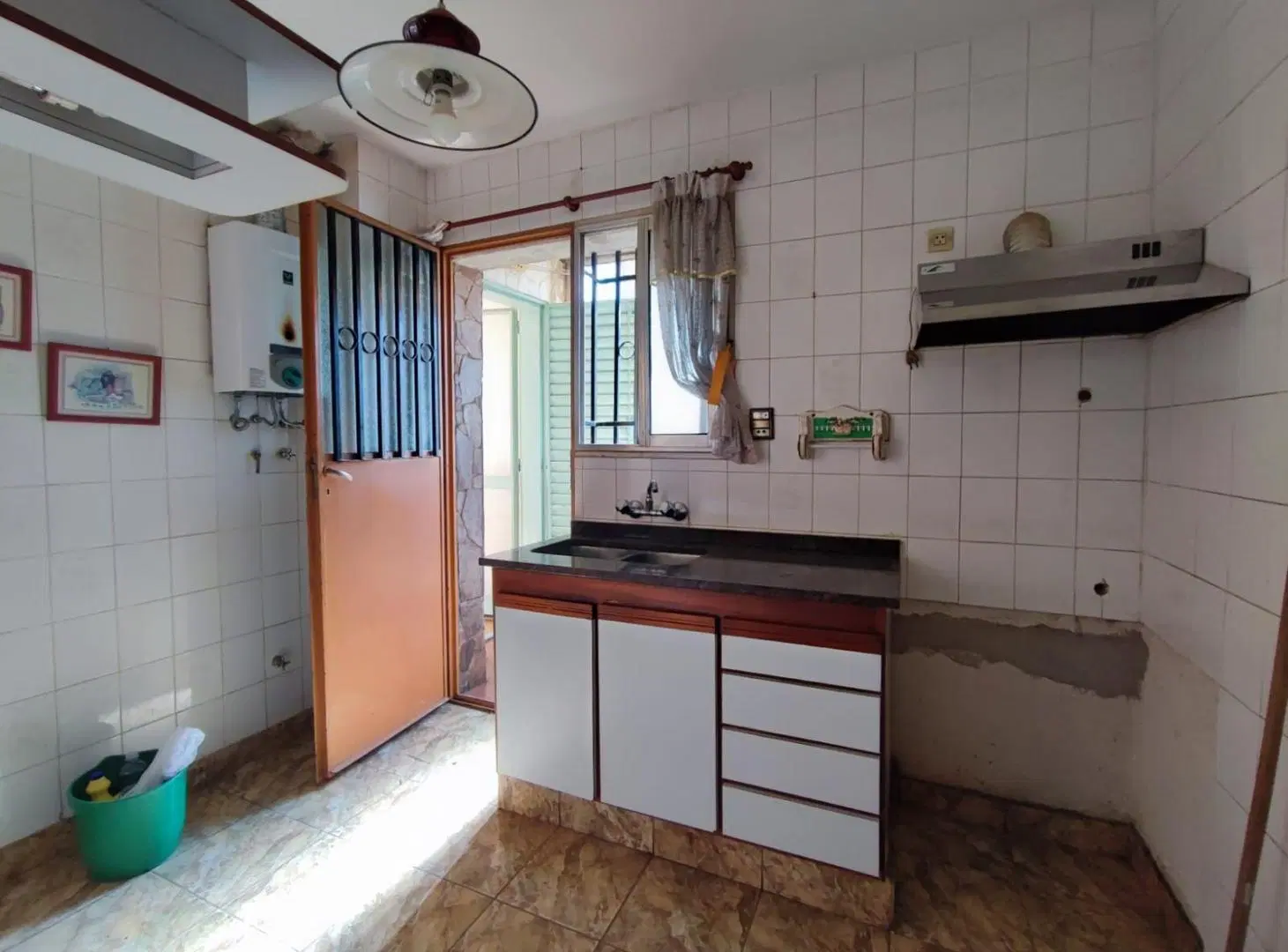 DEPARTAMENTO TRES DORMITORIOS / GUTIERREZ 2300 3
