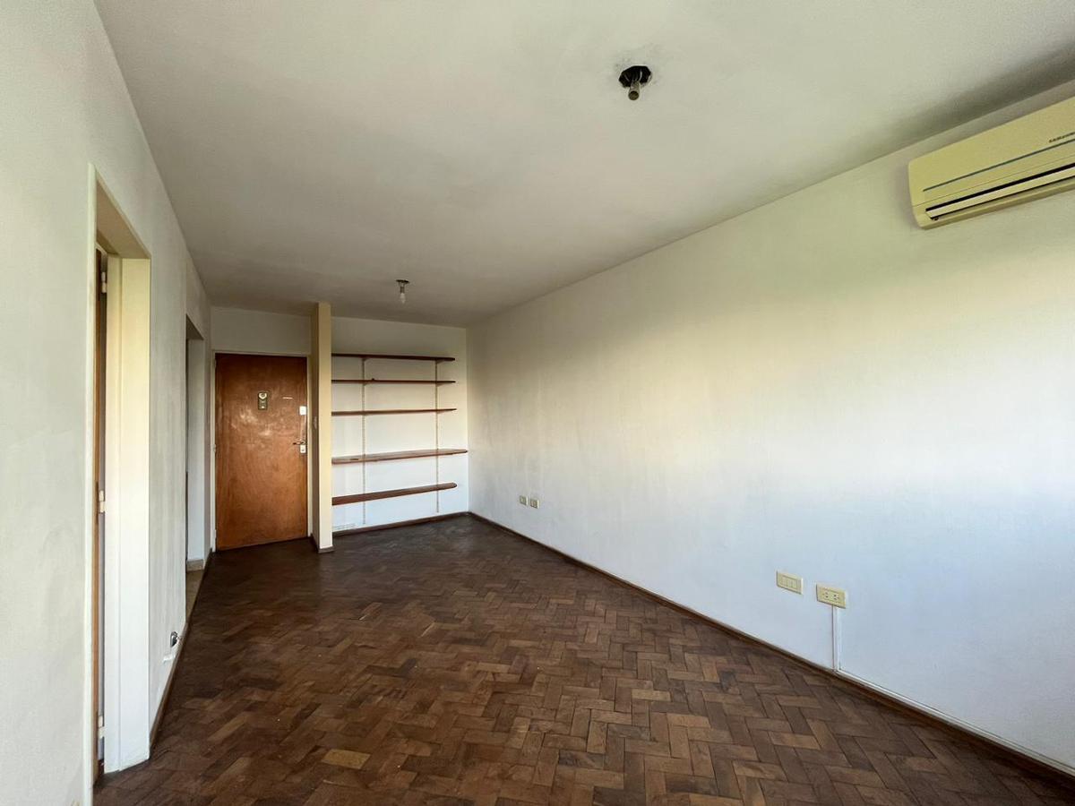 Foto de DEPARTAMENTO UN DORMITORIO/ PARAGUAY 100 (CENTRO), imagen 3