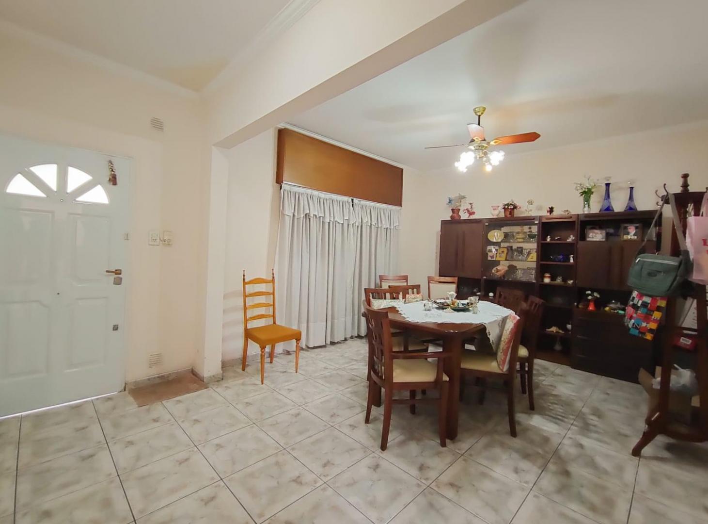 Foto de CASA DOS DORMITORIOS / A.V FRANCIA 3714, imagen 2