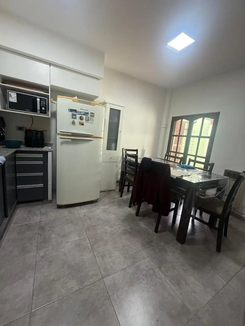 CASA PASILLO UNICA UN DORMITORIO ITUZAINGO 700 2