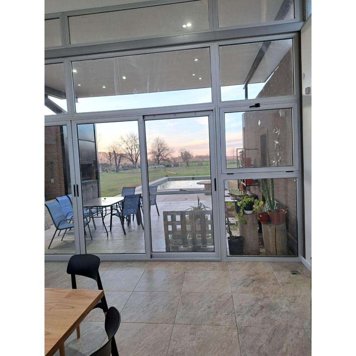 Venta Importante Casa Dos Dorm. Ibarlucea con Amplio Terreno 5