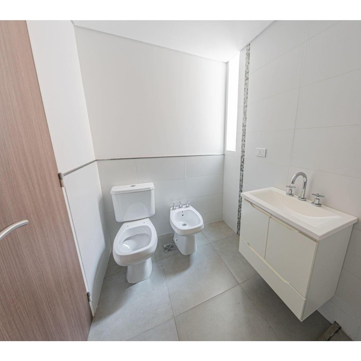 Foto de VENTA DEPARTAMENTOS 2 DORMITORIOS PARAGUAY 2100, imagen 2