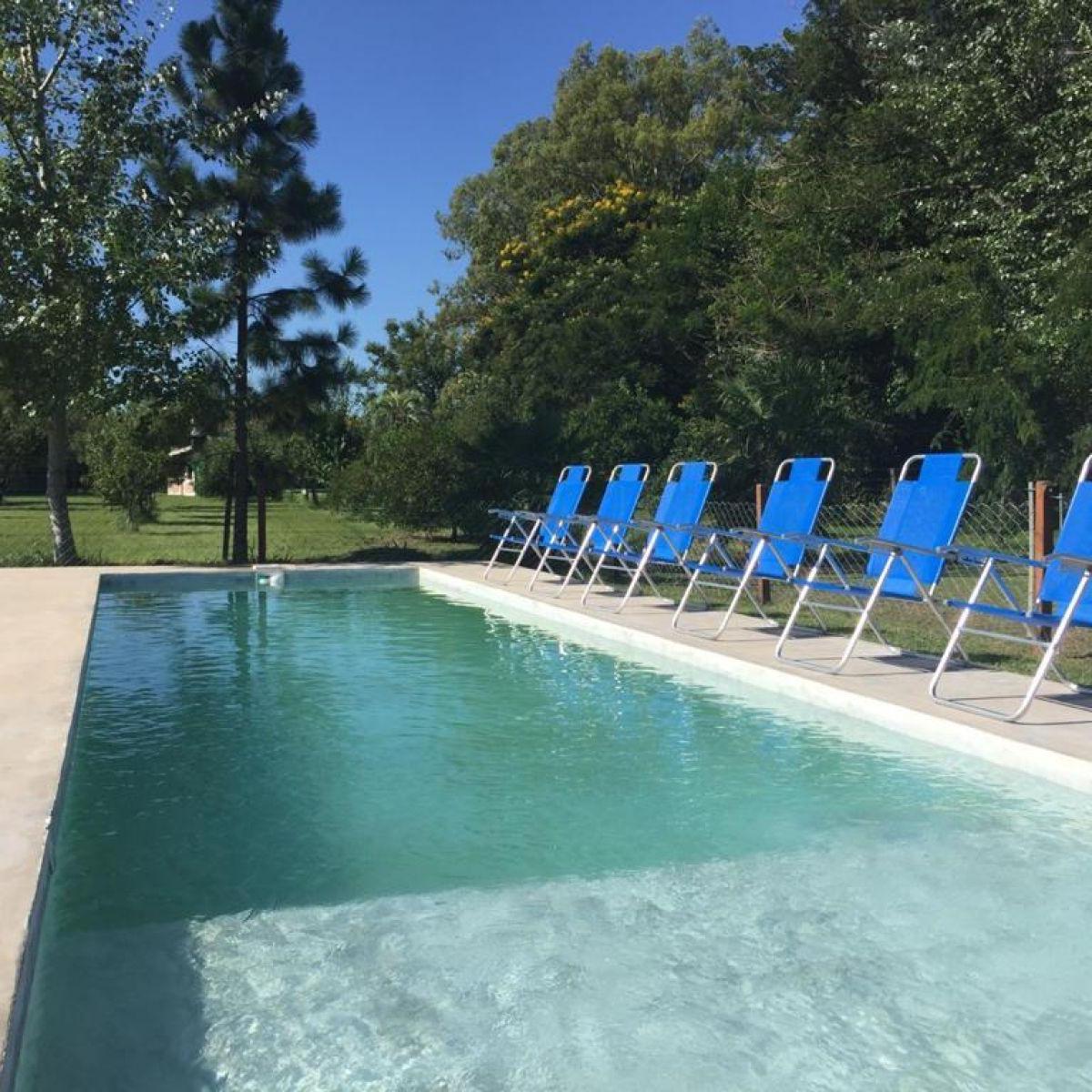 Venta Casa Dos Dorm. con Piscina Ibarlucea Barrio Terruño 5