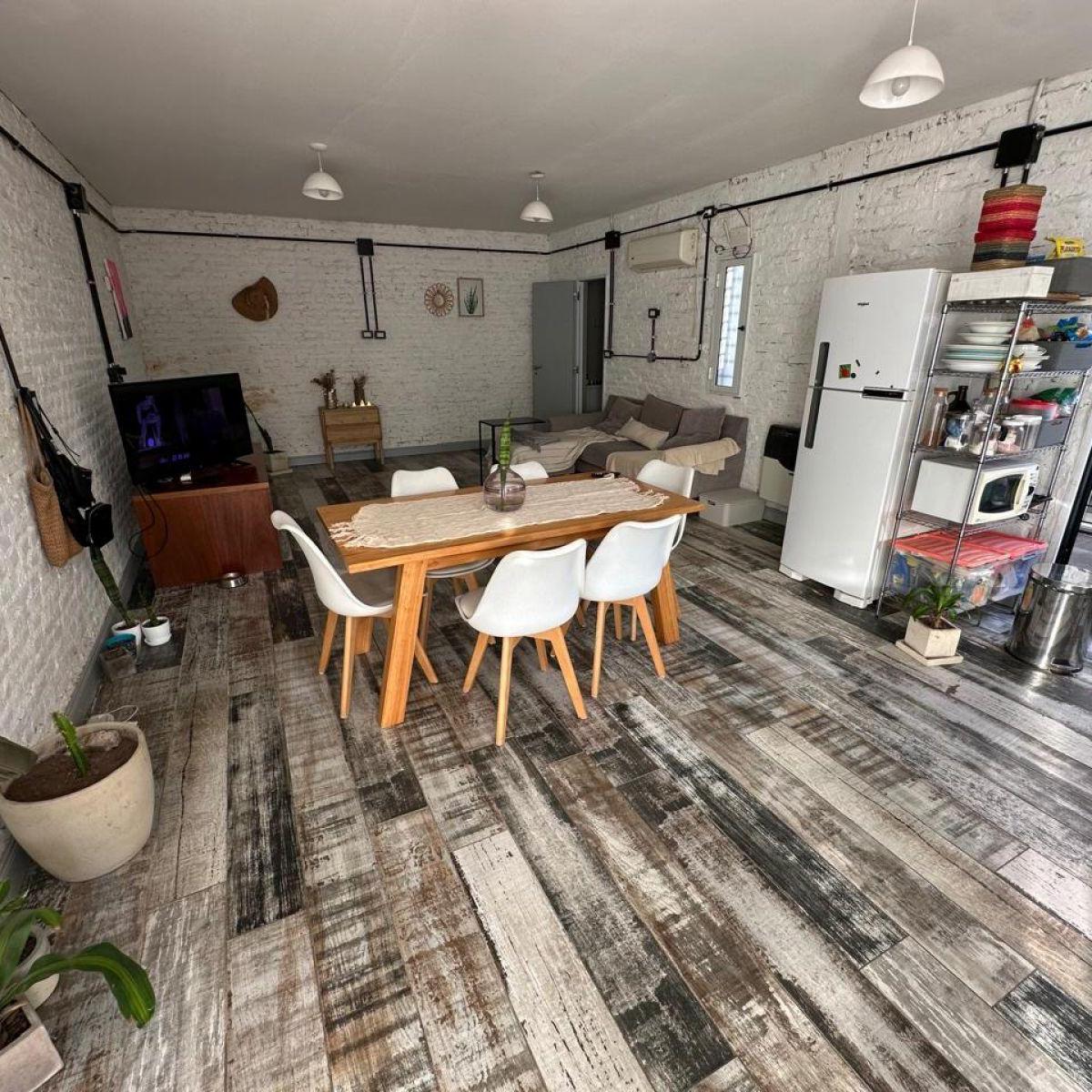 Foto de VENTA CASA 2 DORMITORIOS ECHESORTU, imagen 3