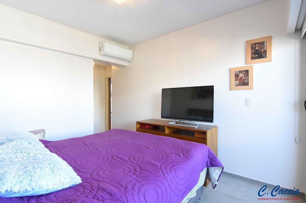 Venta Piso 4 Ambientes C/dependencia Flores 3