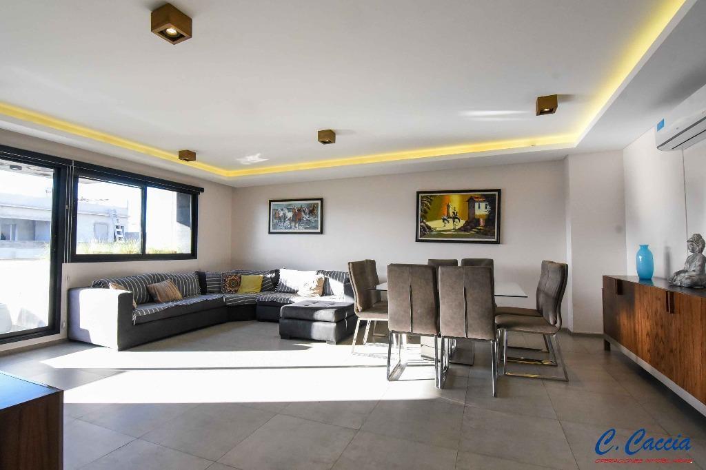 Venta Piso 4 Ambientes C/dependencia Flores 1