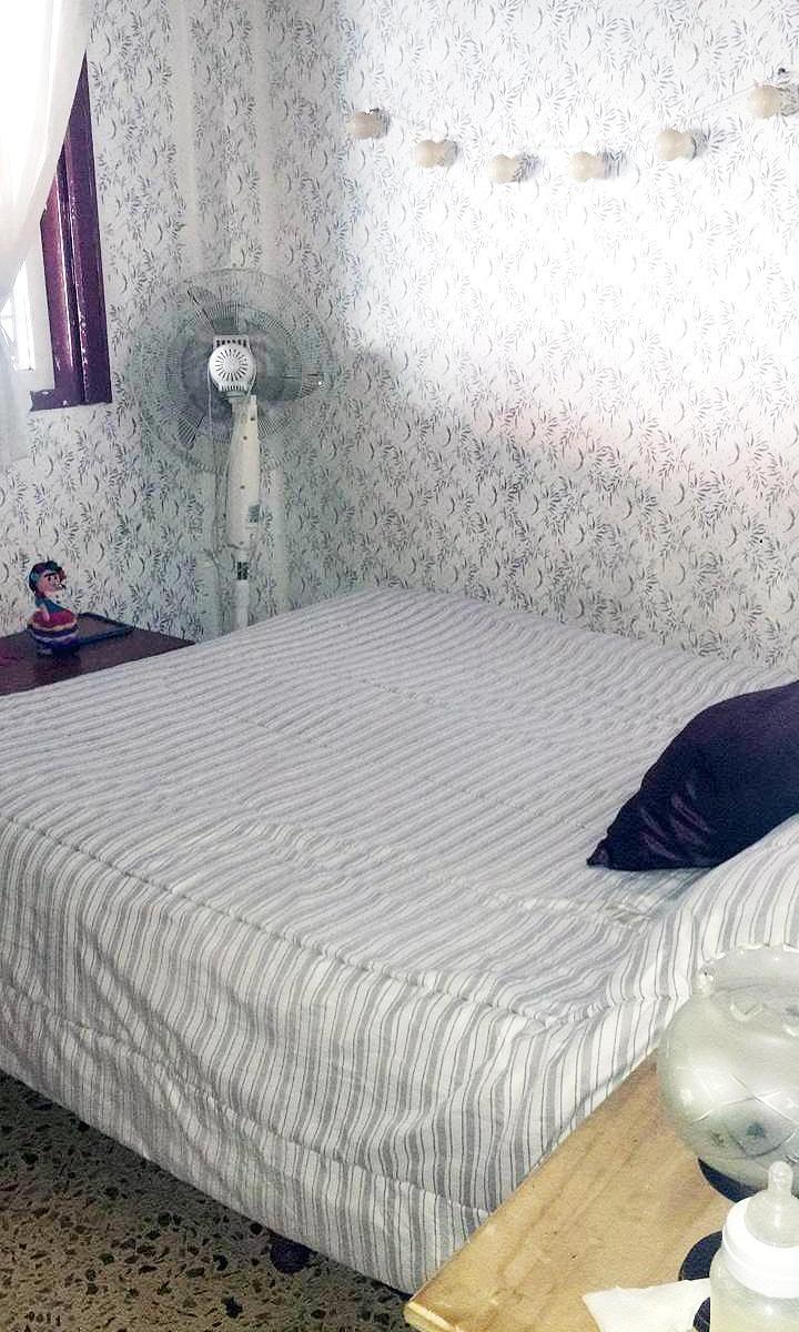 Excelentemente Bien Ubicada Casa de 3 Ambientes con Cochera 4