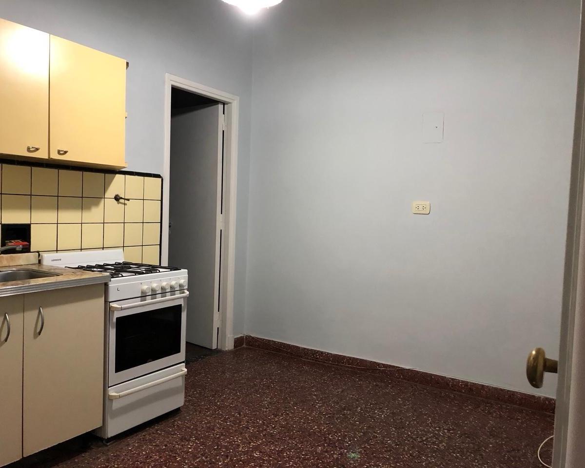 Foto de LOCAL CON VIVIENDA - SAYOS AL 5600 CASI MURGUIONDO, imagen 3