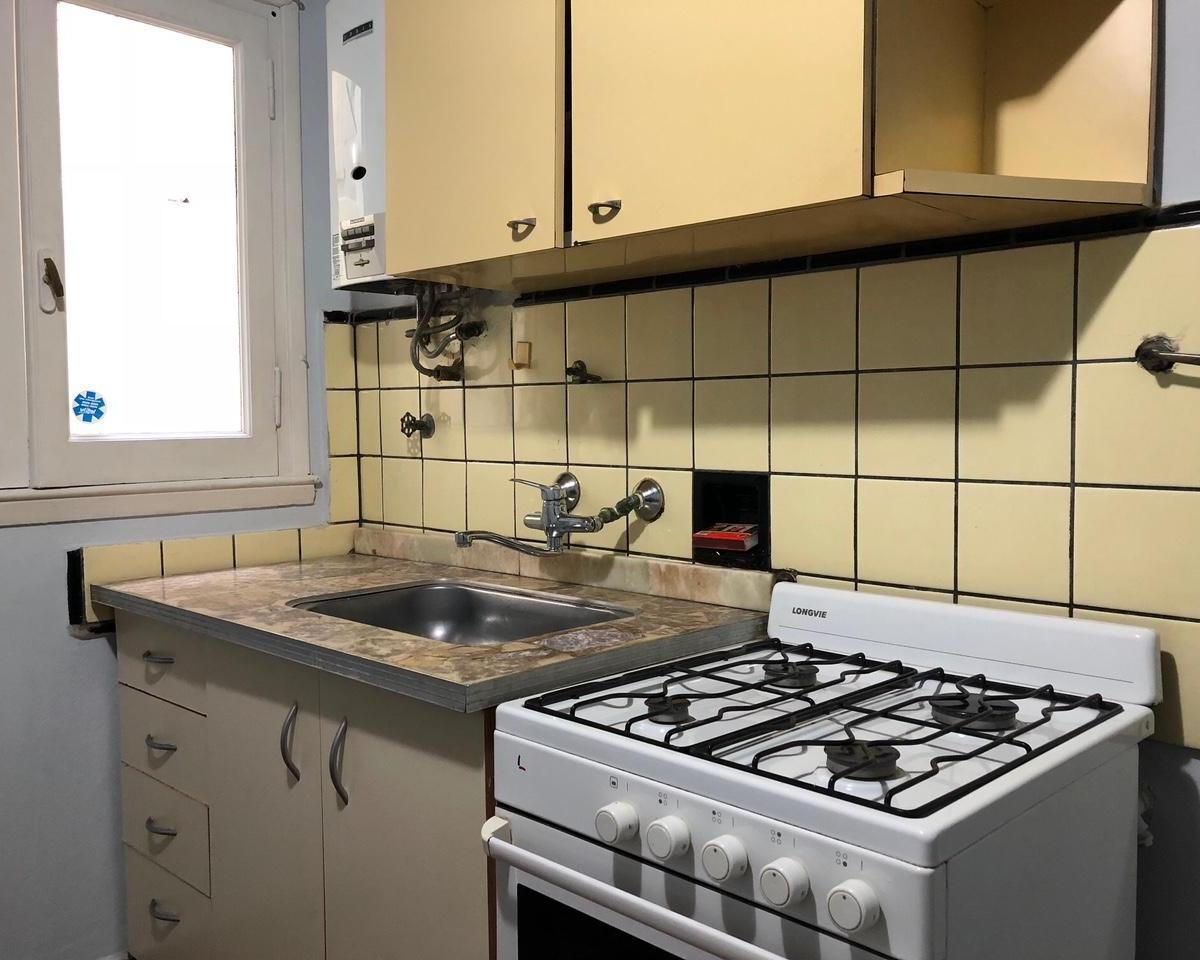 LOCAL CON VIVIENDA - SAYOS AL 5600 CASI MURGUIONDO