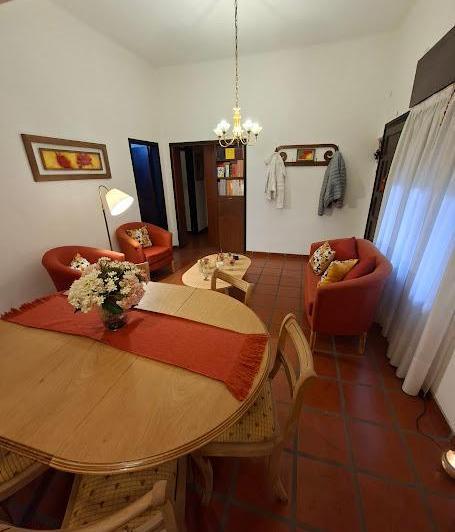 Foto de Venta de hermosa casa en Villa Cabrera, imagen 1
