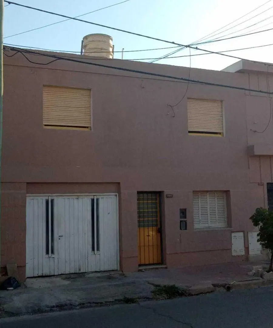 Se Alquila departamento 2 dormitorios en Villa Cabrera 5