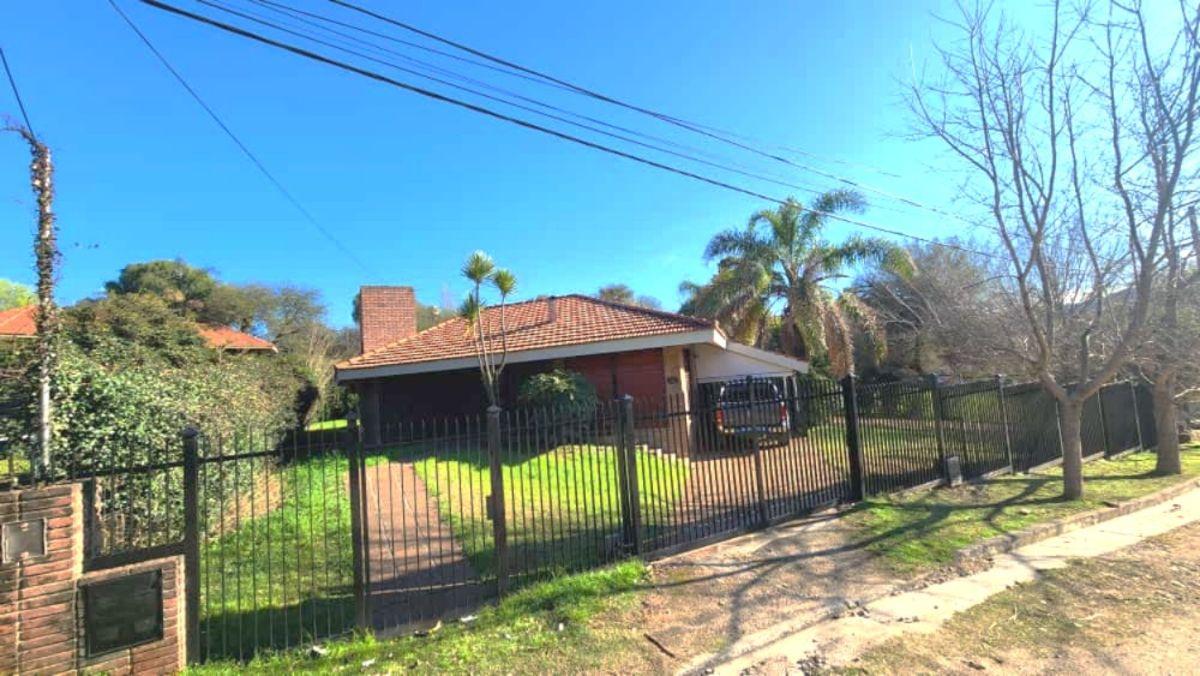 Venta de Casa 3 Dorm. B° Costa Azul Carlos Paz