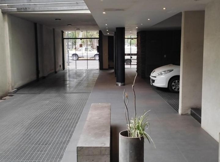 Hermoso Departamento frente parque Independencia 3