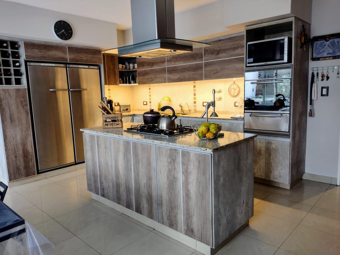 Foto de CASA SOBRE LOTE PROPIO EN BARRACAS VENTA, imagen 3