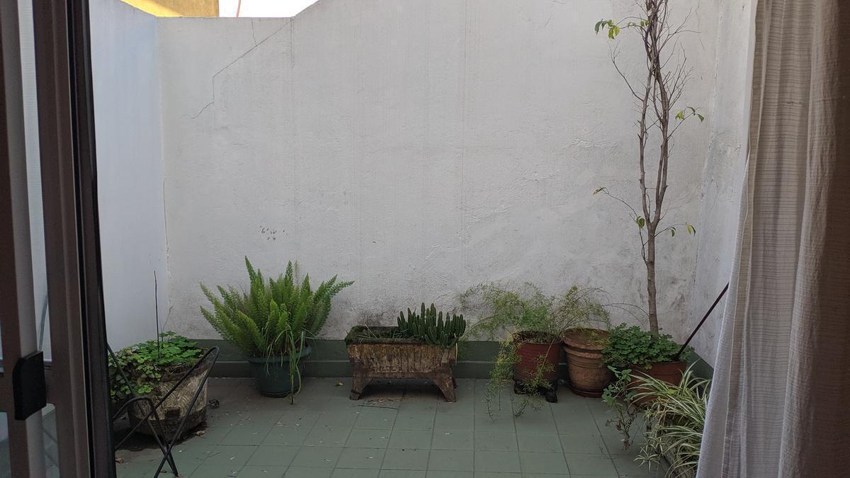 PH en Duplex 5 Ambientes con Balcon Patio y Terraza en Barracas Venta 3