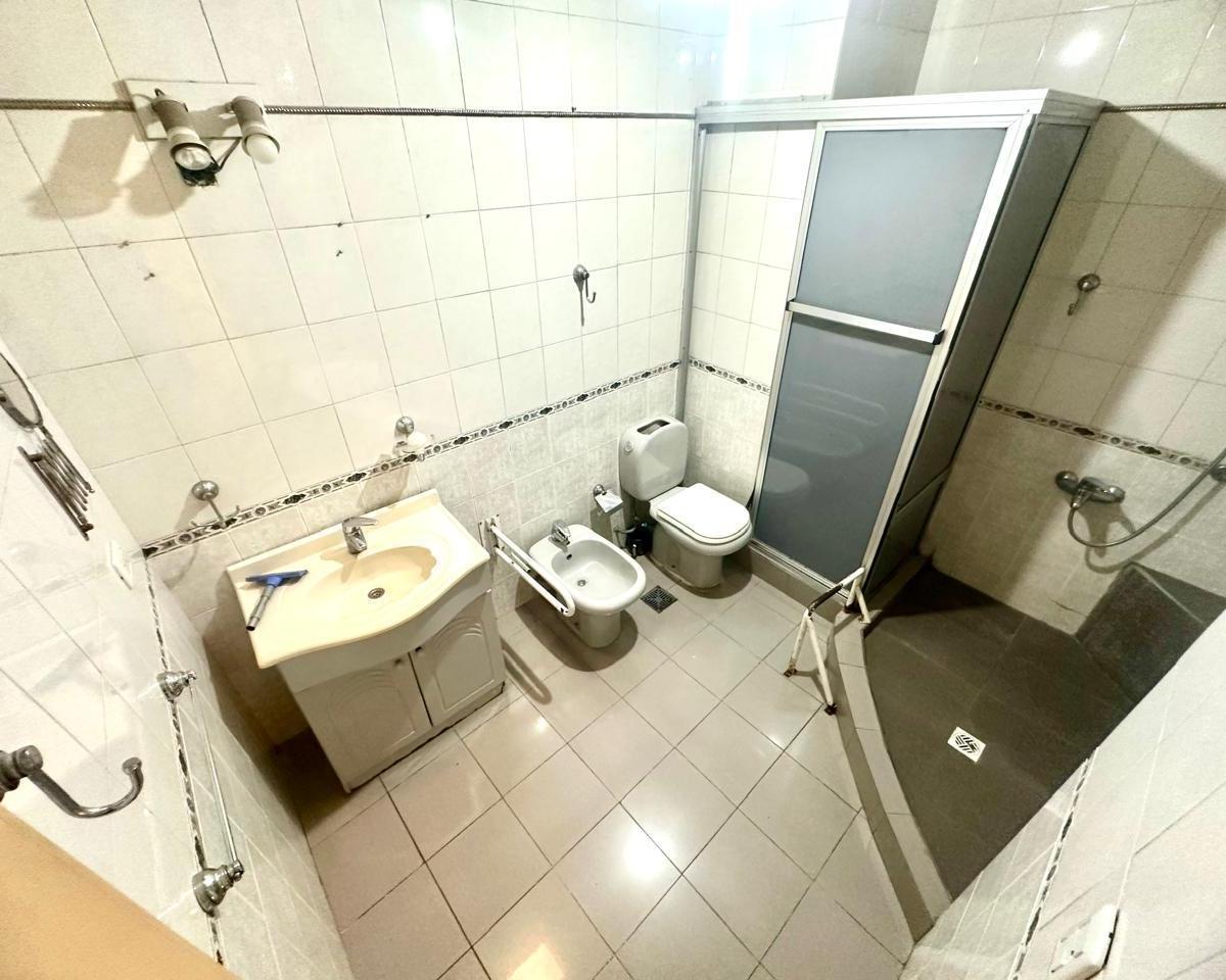 Casa 4 Ambientes con Escritorio Patio y Terraza con Parrilla en Barracas Venta 3