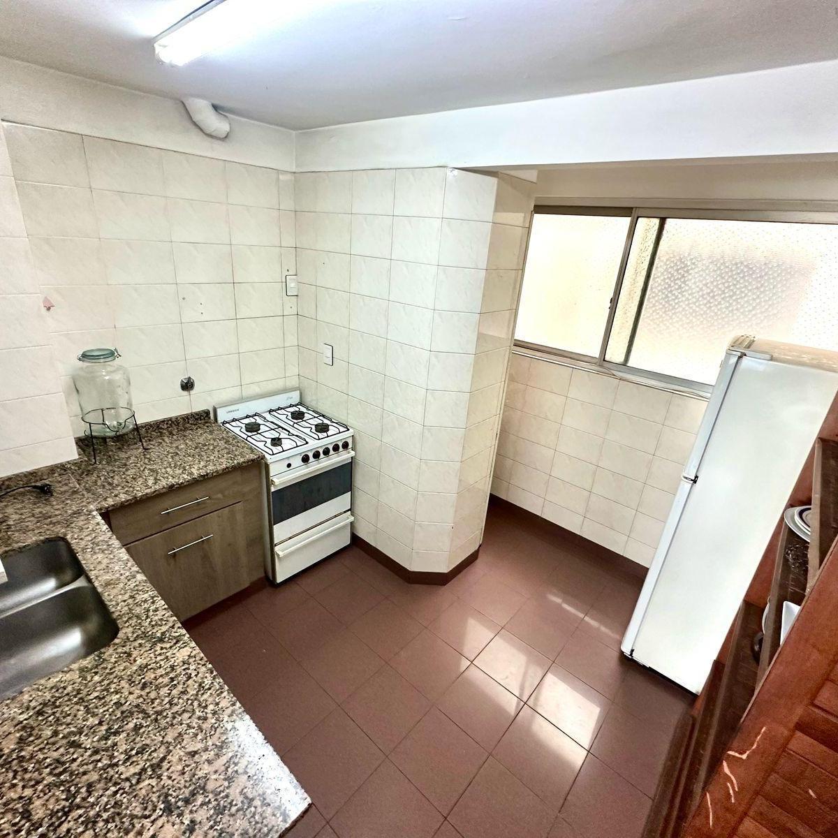 Departamento 3 Ambientes con Balcon Corrido Al Frente en Barracas Venta 5
