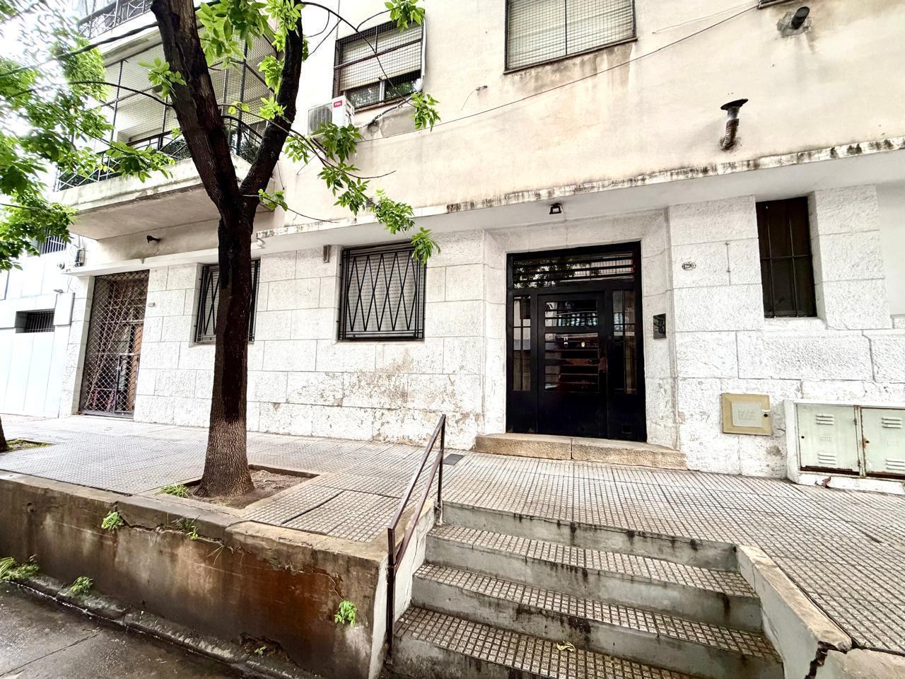 Foto de DEPARTAMENTO EN PLANTA BAJA 2 AMBIENTES C/ PATIO EN BARRACAS VENTA, imagen 2