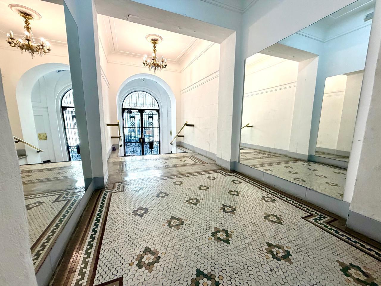Foto de DEPARTAMENTO 4 AMBIENTES EN SAN TELMO VENTA, imagen 2