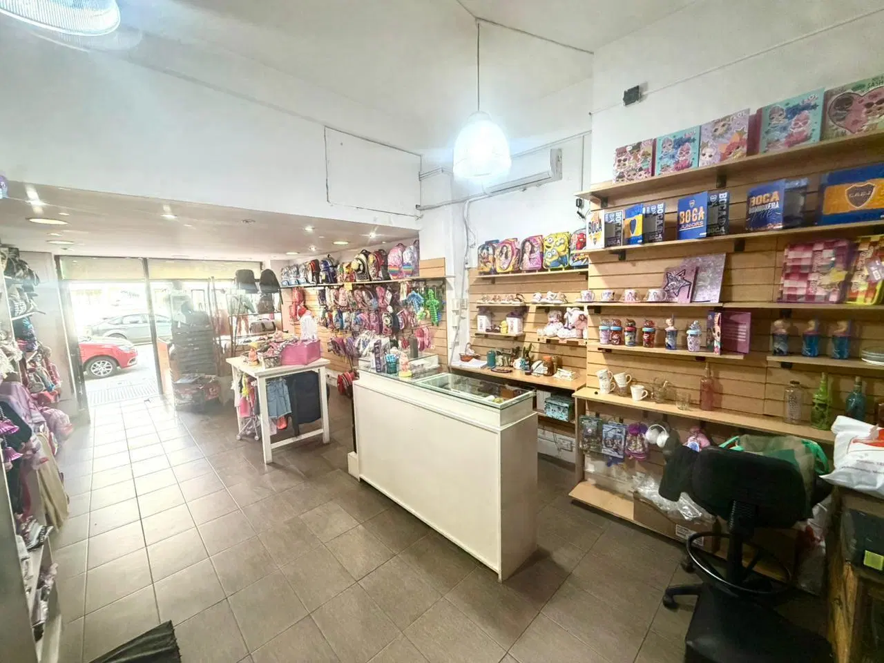 LOCAL EN BARRACAS VENTA O ALQUILER 4