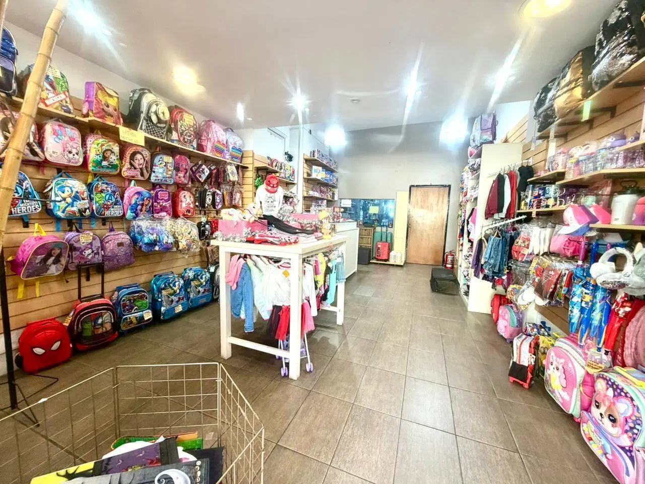 LOCAL EN BARRACAS VENTA O ALQUILER 5