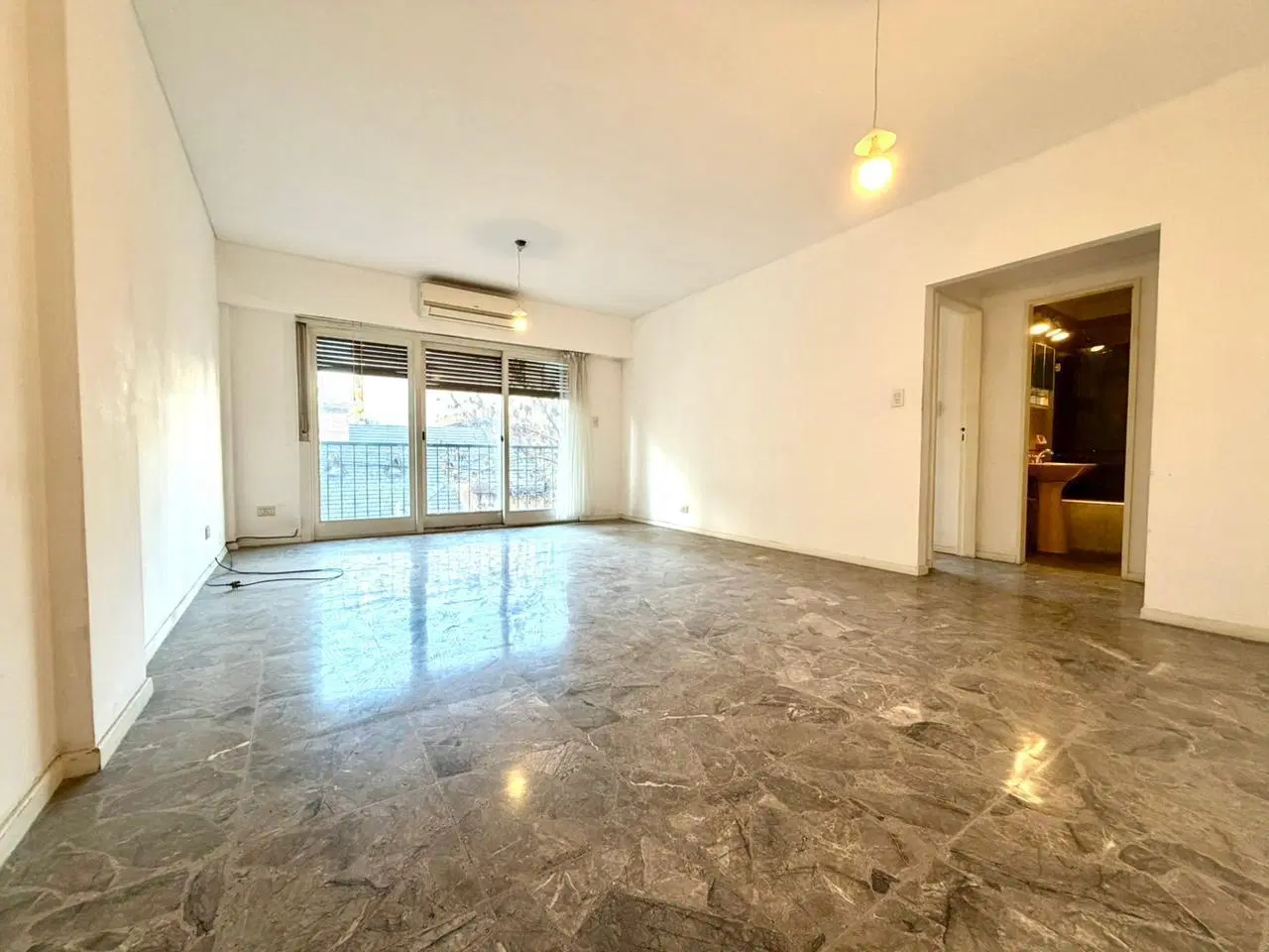 DEPARTAMENTO 3 AMBIENTES EN BARRACAS VENTA O ALQUILER 3