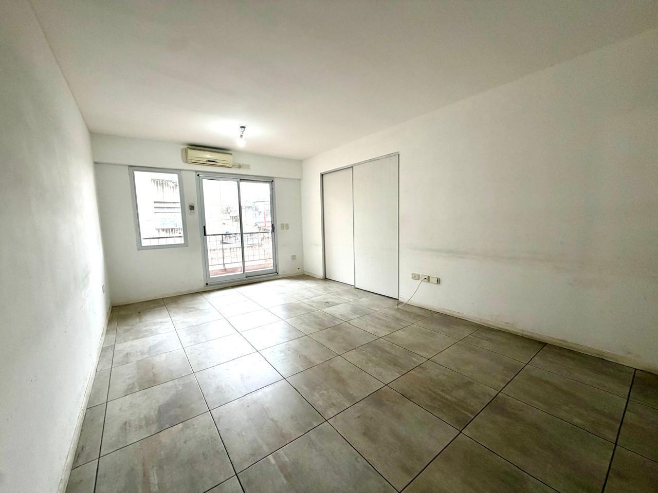 Foto de MONOAMBIENTE CON COCHERA FIJA CUBIERTA EN BARRACAS VENTA O ALQUILER, imagen 4