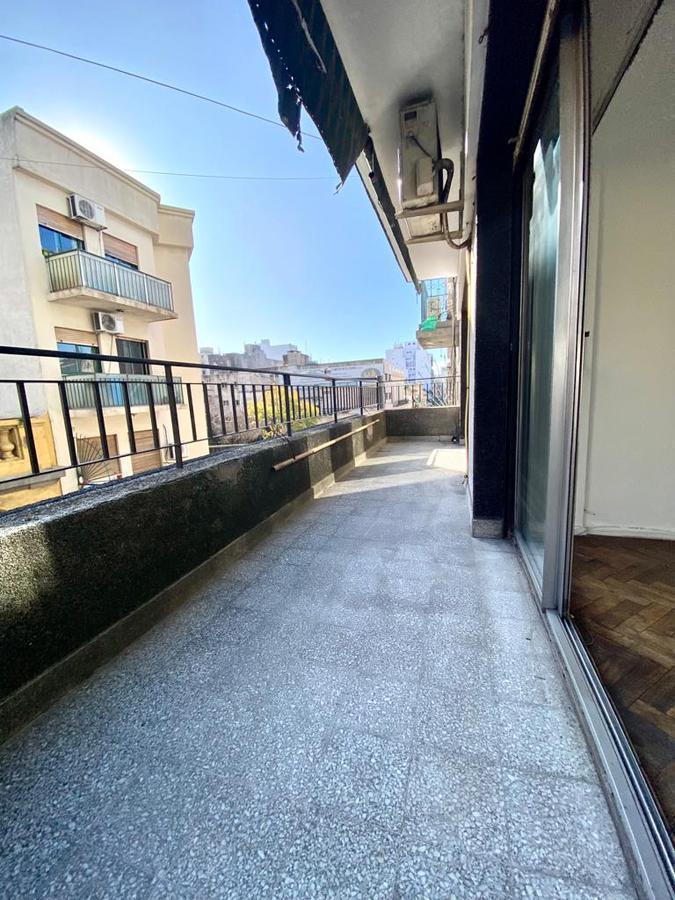 Foto de DEPARTAMENTO 3 AMBIENTES CON BALCON TERRAZA EN SAN TELMO VENTA, imagen 1
