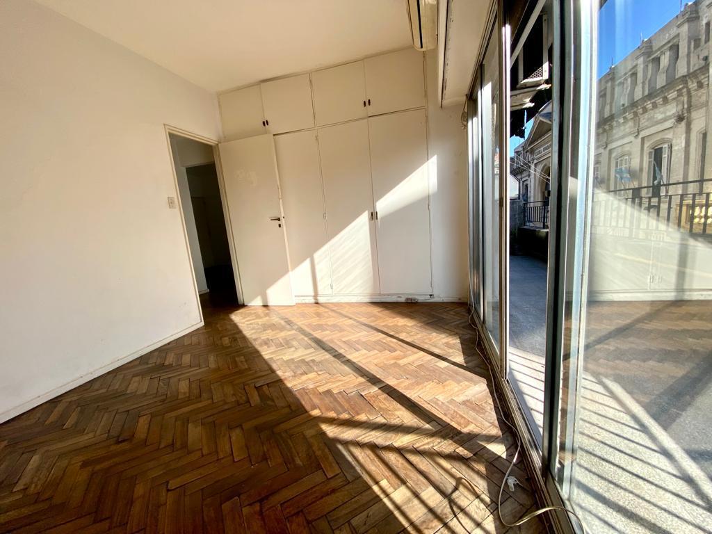 Foto de DEPARTAMENTO 3 AMBIENTES CON BALCON TERRAZA EN SAN TELMO VENTA, imagen 4
