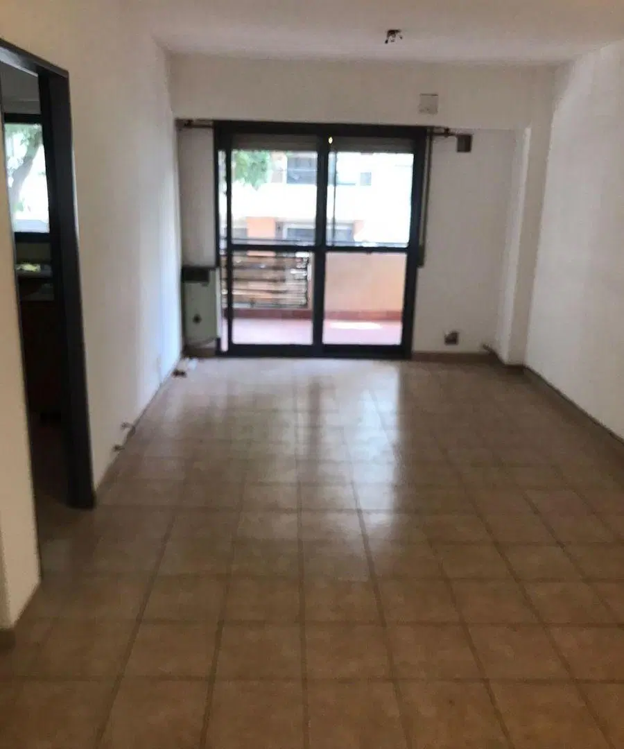 Departamento de 58 m² con 2 dormitorios en alquiler en Centro 3