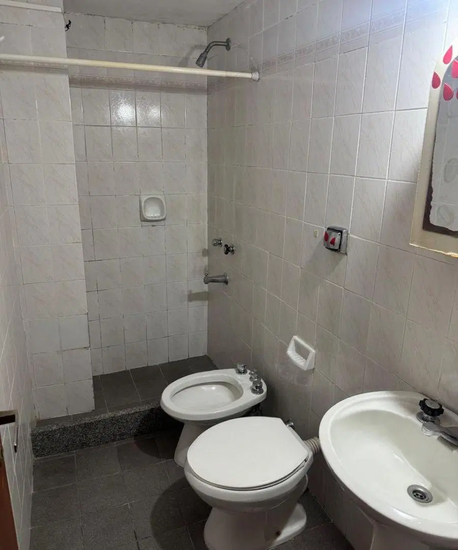 Departamento en San Juan 3557 piso 3 dpto c de 1 dormitorio en alquiler en Echesortu 5