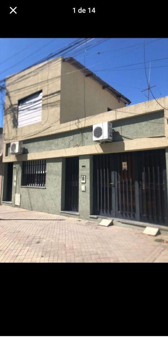 Casa de 215 m² con 1 dormitorio en venta en Luis Agote