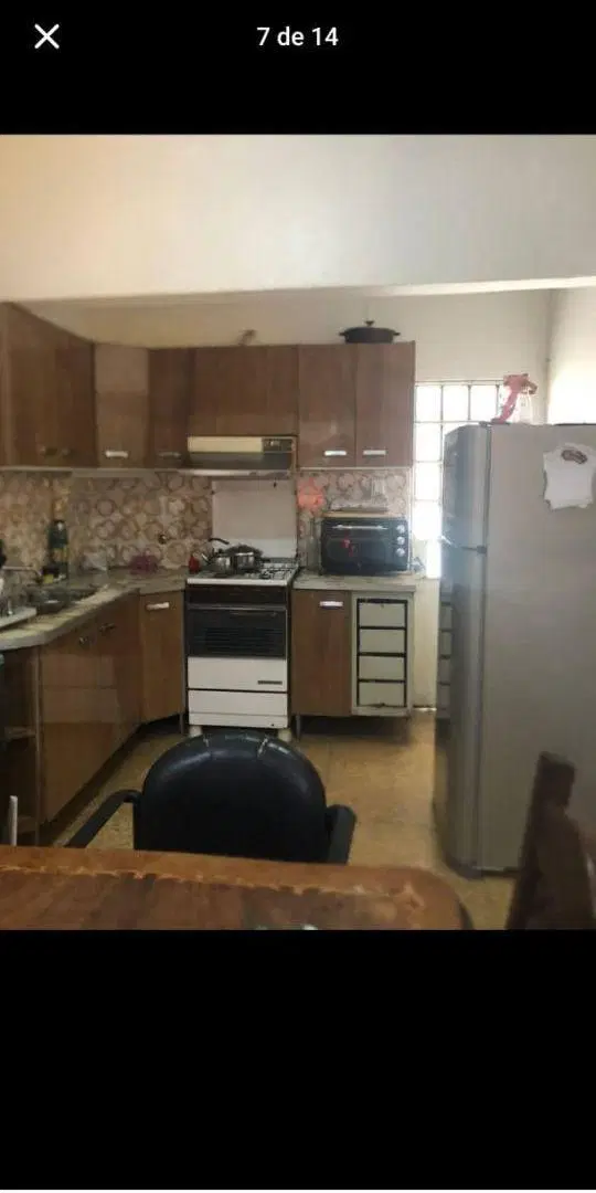 Casa de 215 m² con 1 dormitorio en venta en Luis Agote 4