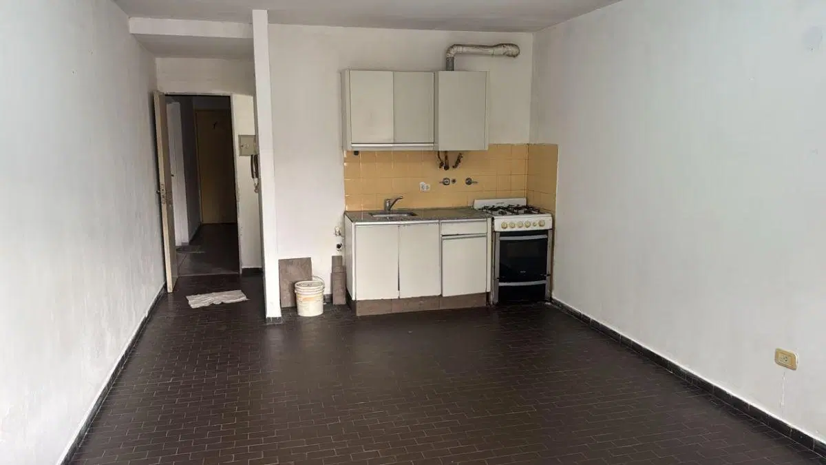 Departamento de 26 m² en alquiler en Luis Agote 2