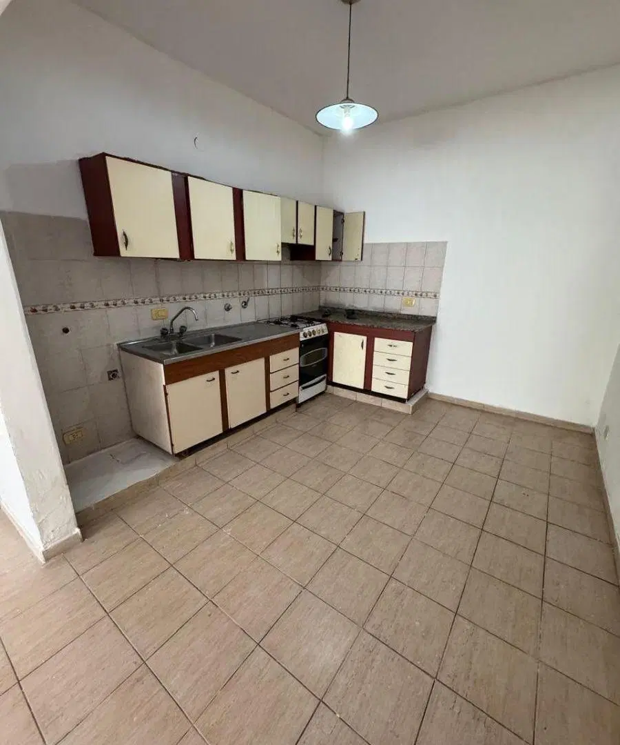 Casa de 65 m² con 2 dormitorios en alquiler en Distrito Centro 4