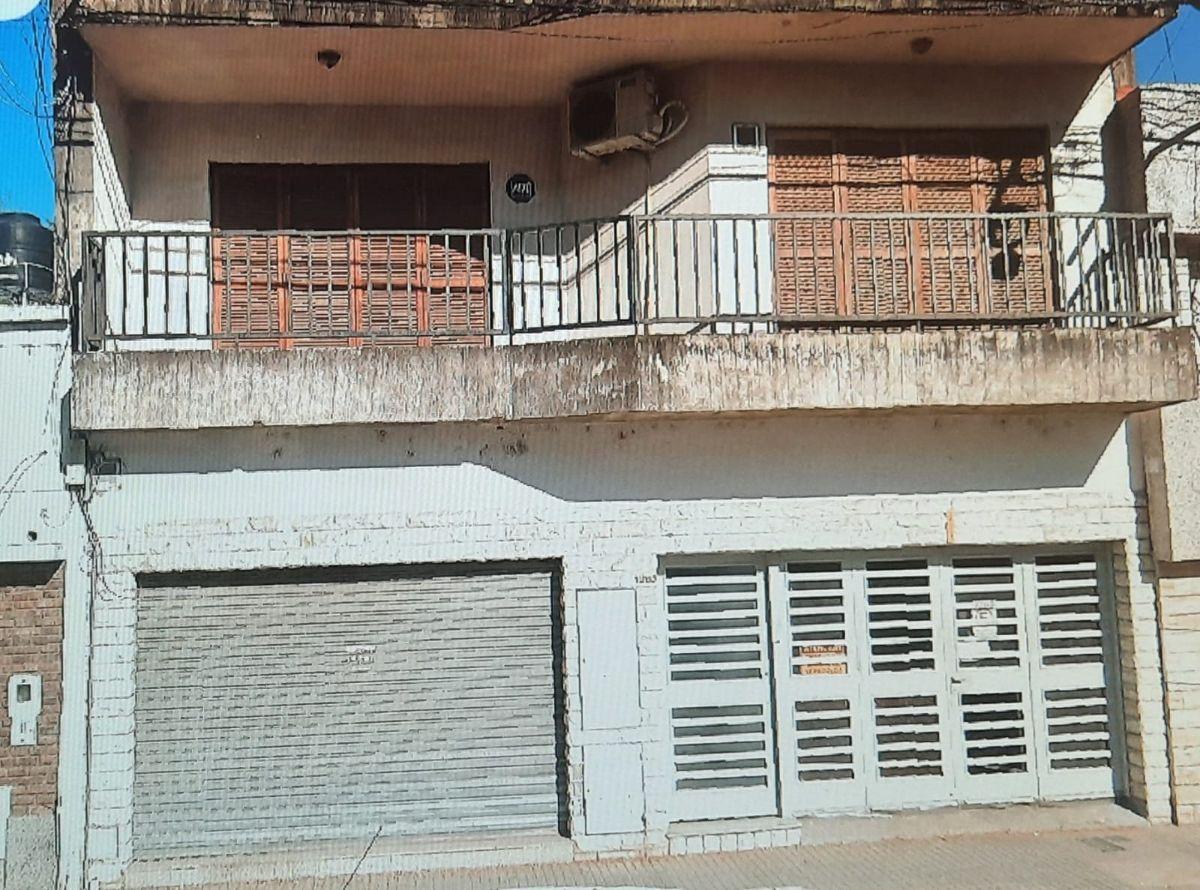 Foto de Casa de 372 m² con 3 dormitorios en venta en Echesortu, imagen 1