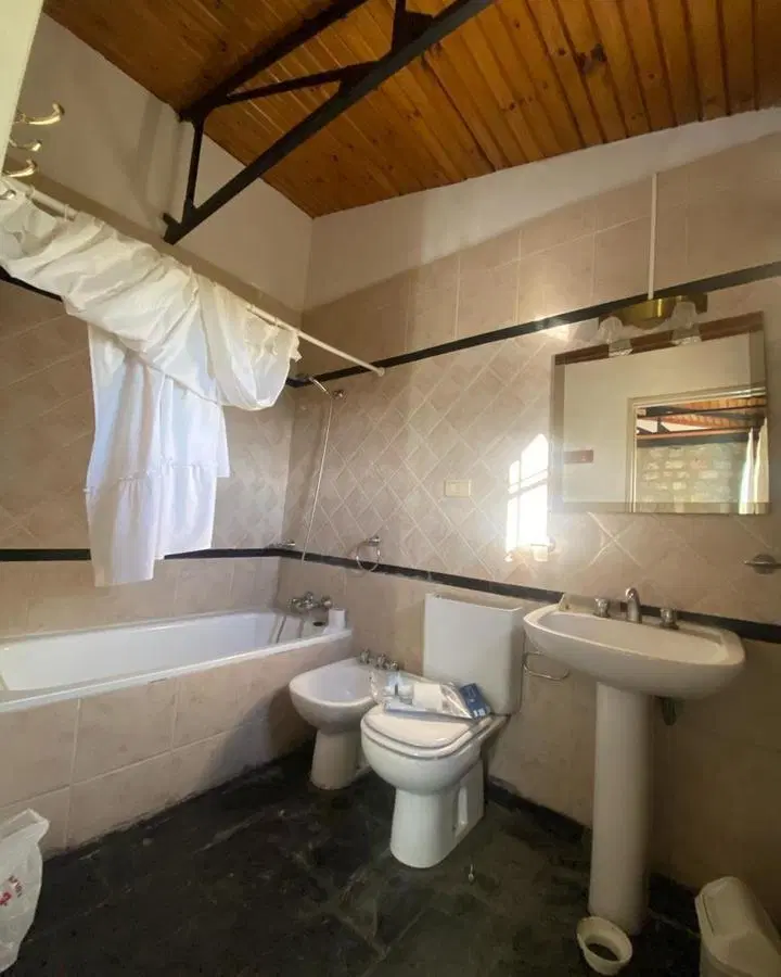 VENTA CASA TRES DORM DETRAS BARRIO CAÑITAS 3