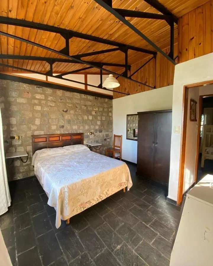 VENTA CASA TRES DORM DETRAS BARRIO CAÑITAS 5