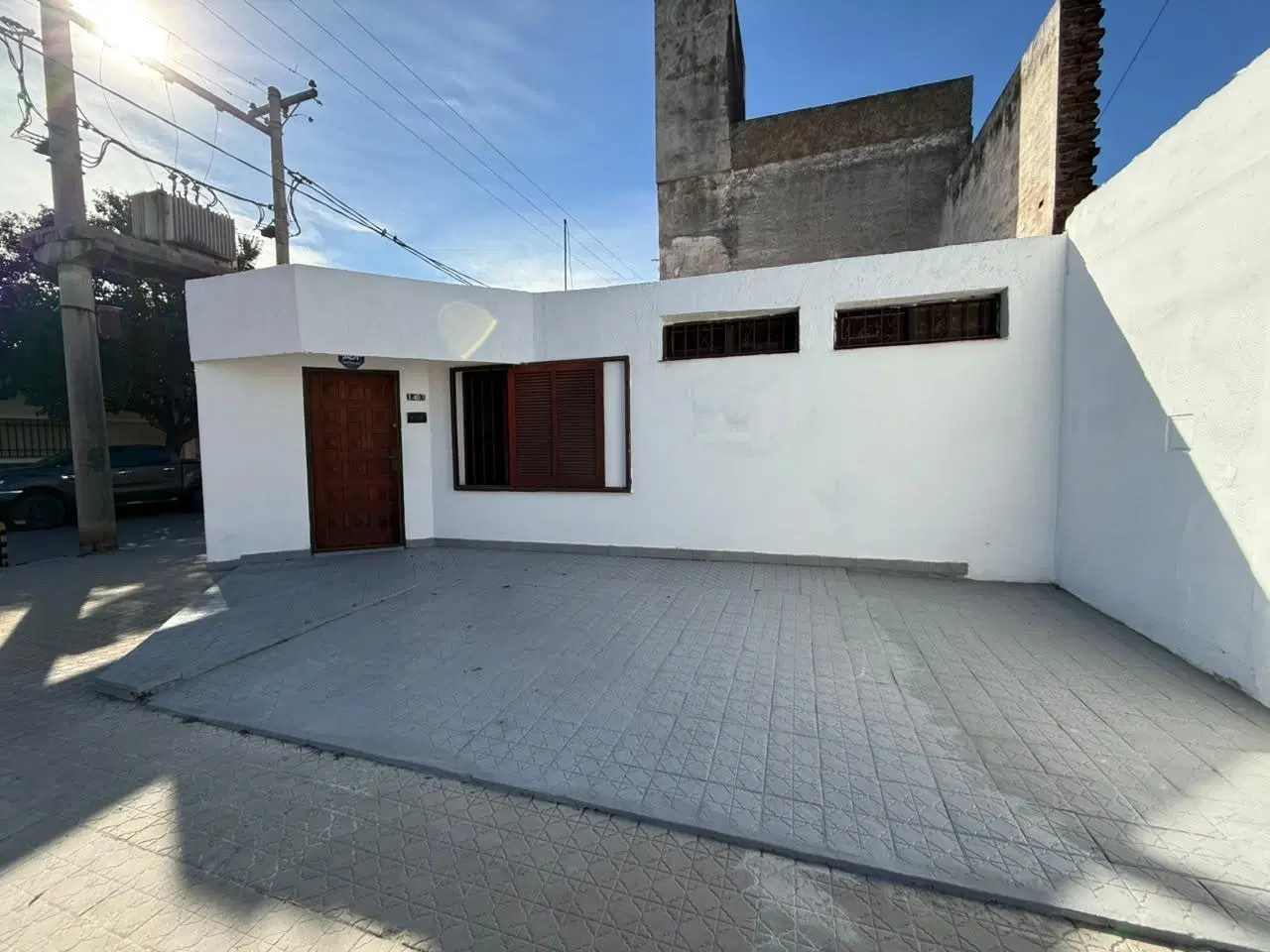 VENDO CASA ESQUINA CON GRAN POTENCIAL - ALTAMIRA 1