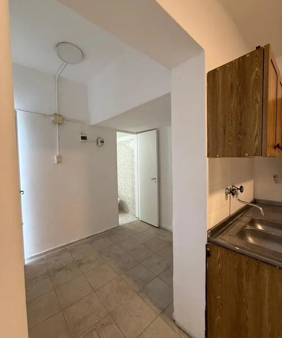 PH 1 dormitorio con patio propio — Sin expensas, apto mascotas — Augusto López 1027 5