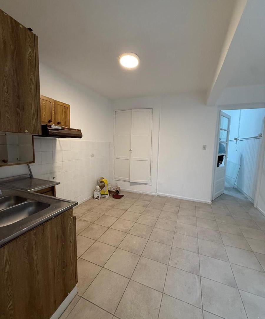 Foto de PH 1 dormitorio con patio propio — Sin expensas, apto mascotas, imagen 5
