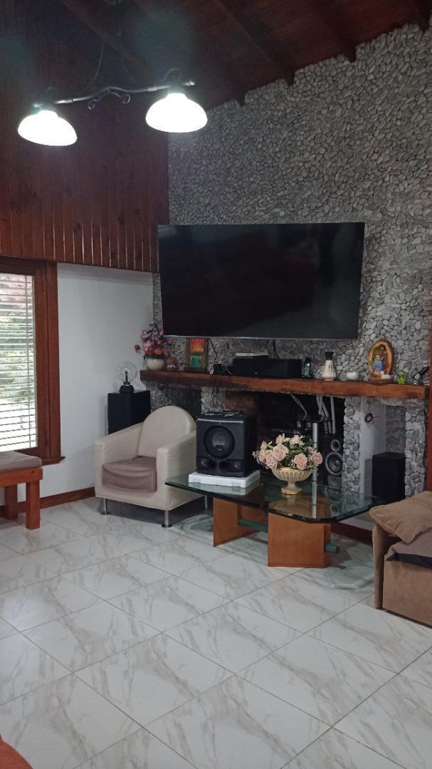 La Reja Hermoso Chalet Quinta 3060 m² Permuta Casa Castelar 5