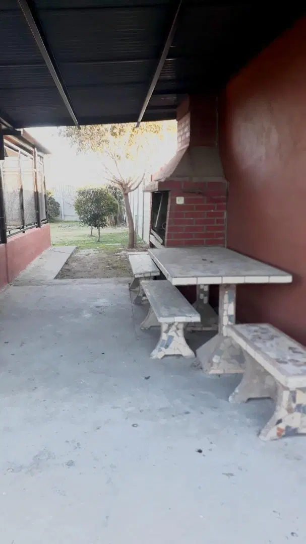 EN ALQUILER CASA QUINTA MORENO 5