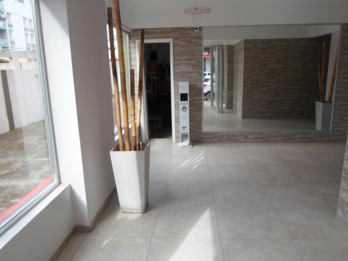 Foto de DEPARTAMENTO DE 1 DORMITORIO CON BALCON - A 50 MTS DEL MAR, imagen 4