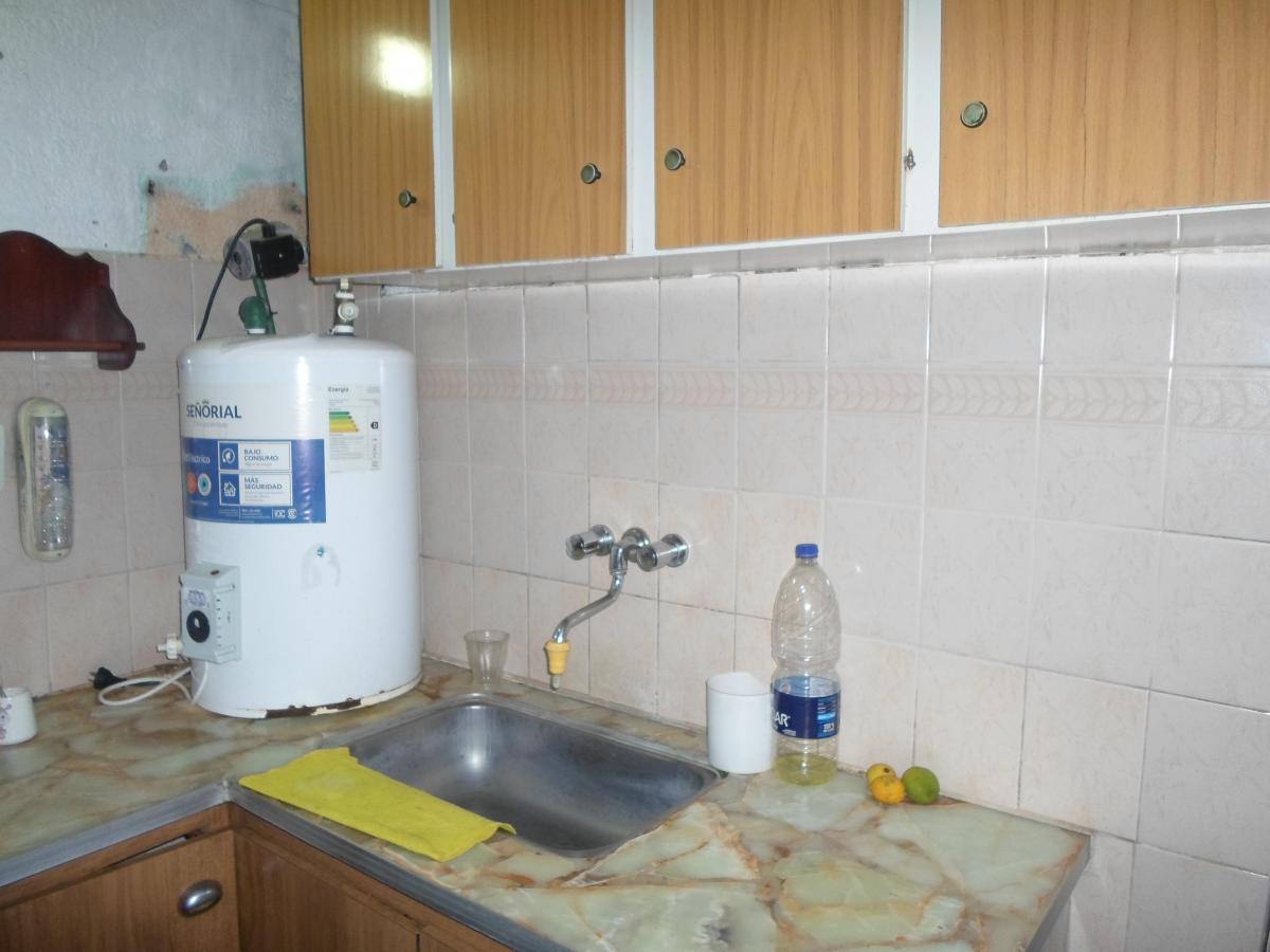 Foto de CASA EN VENTA CON AMPLIO FONDO Y PATIO -, imagen 2