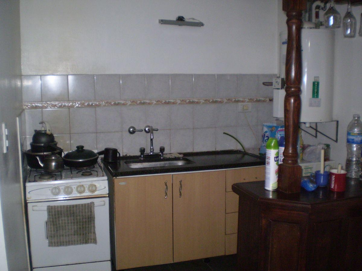 Foto de departamento al frente con cochera y espacio verde ( Unico Contacto al, imagen 2
